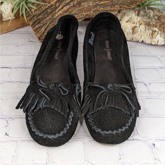 Minnetonka Kilty Moc Suede Loafers - Picture 2 of 7